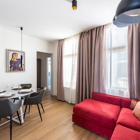 New Modern Apartment 5. Floor Praha Bagian luar foto