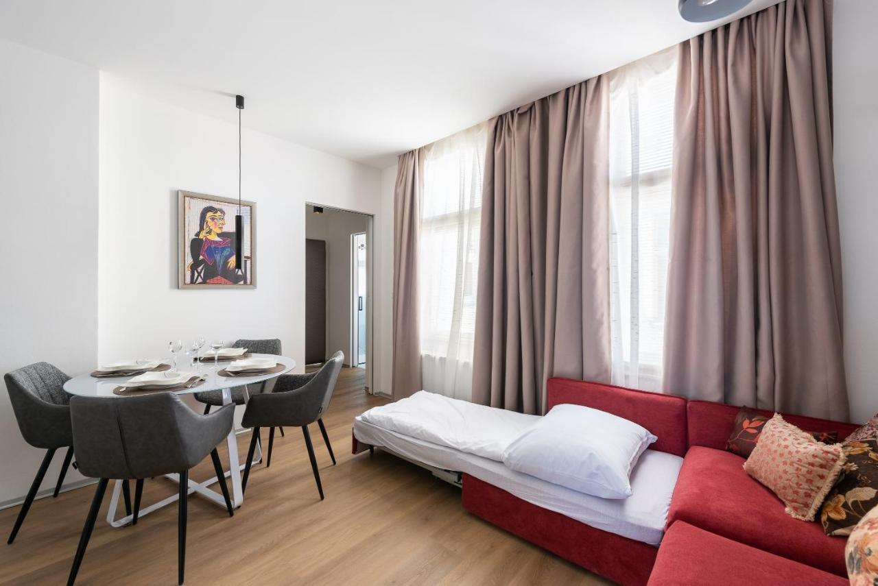 New Modern Apartment 5. Floor Praha Bagian luar foto